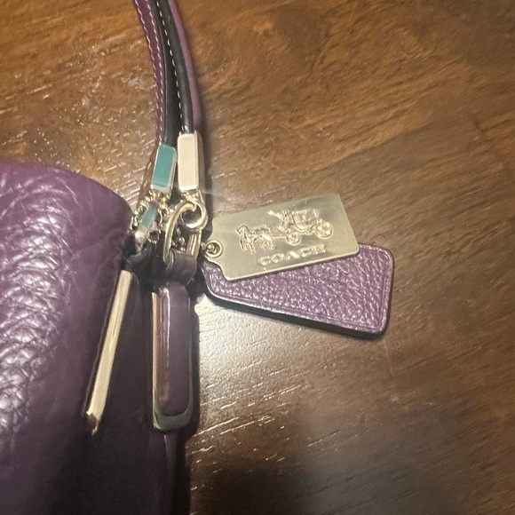 Vintage Coach Madison Phoebe Plum Pebbled Leather Shoulder Bag - Picture 2 of 13